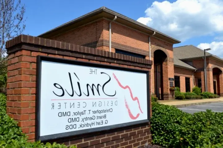 Tuscaloosa Smile Design Center: Dr. George E Hydrick, DDS