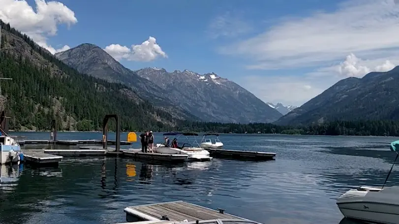 North Cascades Lodge at Stehekin