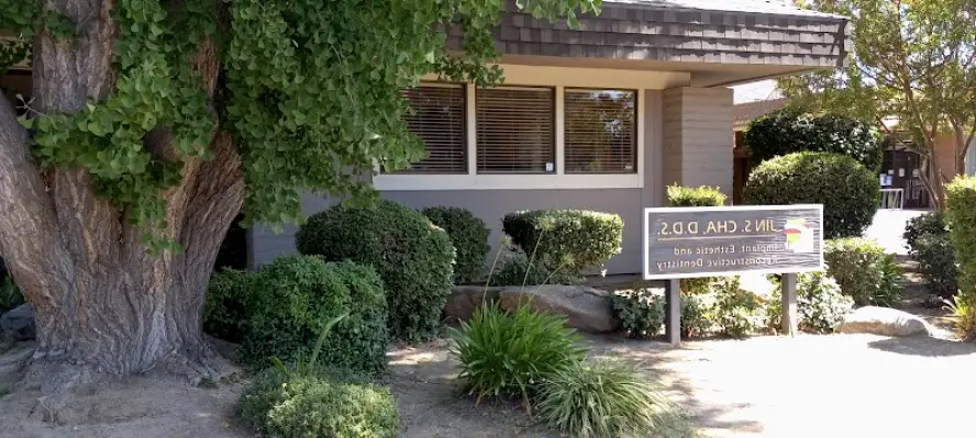 Reedley Dr. Jin S. Cha, DDS