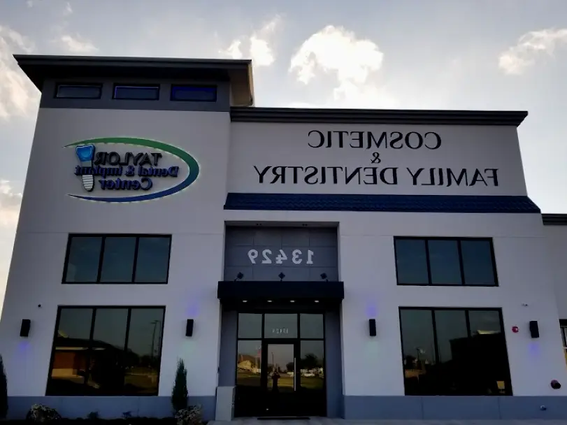 Van Buren Taylor Dental & Implant Center