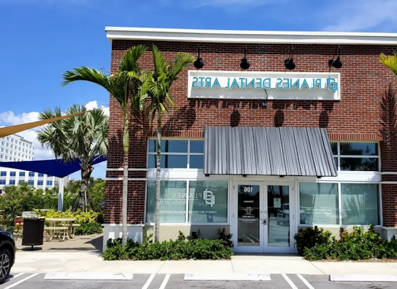Port St. Lucie Planes Dental Arts - Tradition