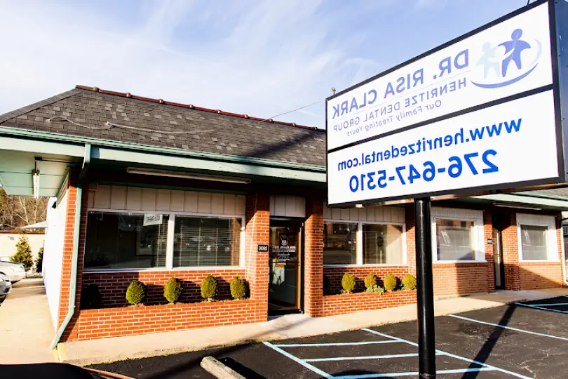 Henritze Dental Group - Collinsville