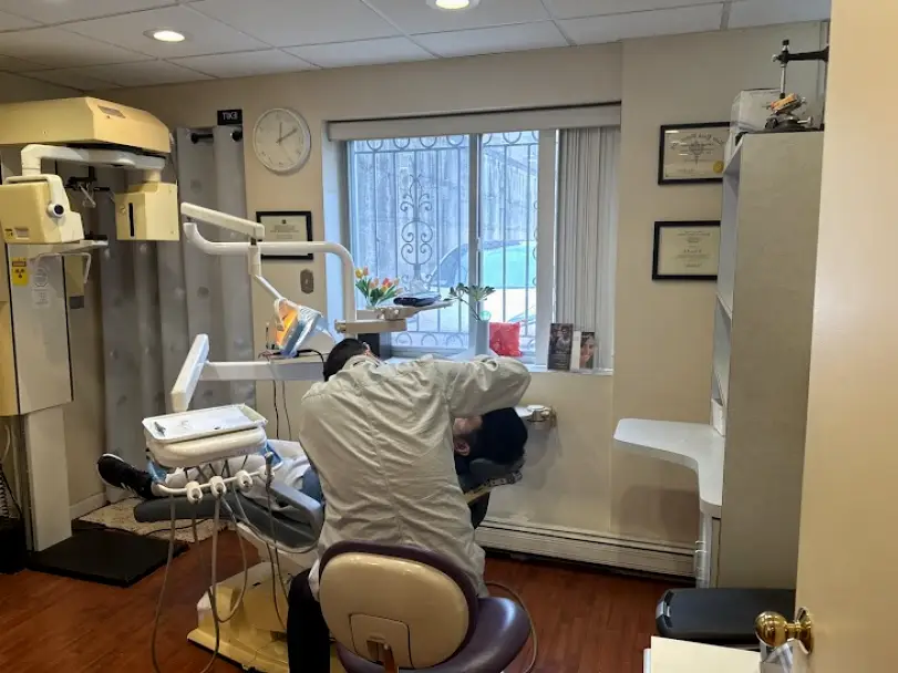  Flushing Vervedent Dental Clinic