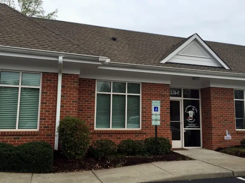 Richmond Glenside Dental: Ailin Shan DMD