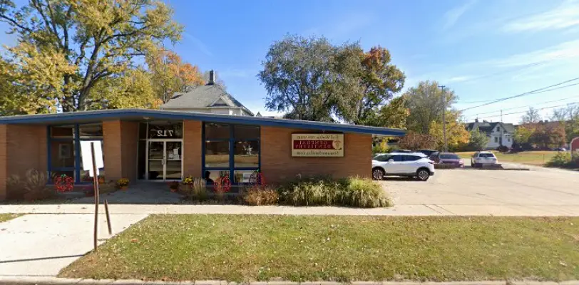 Streator Earl Woeltje, DDS
