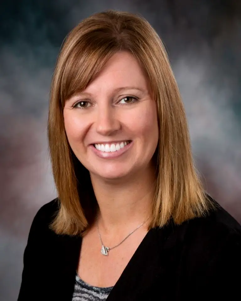 Becker Dr. Stephanie Gruenes - Center For Cosmetic Dentistry