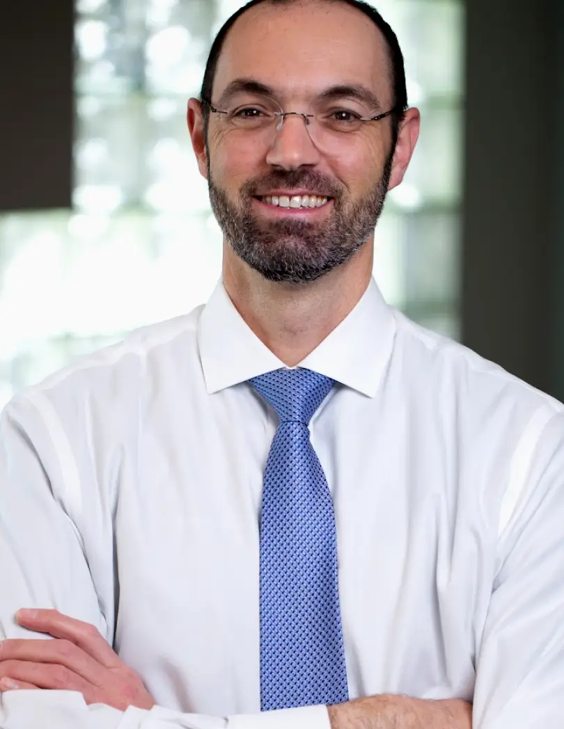 Valley Village PivoSmiles: Jonathan Pivo, DDS