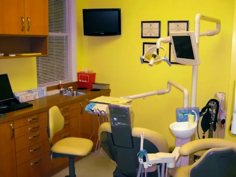  Flushing Bright White Dental of Fresh Meadows