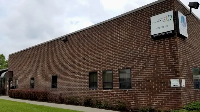 Hauppauge Long Island Select Healthcare, Inc.