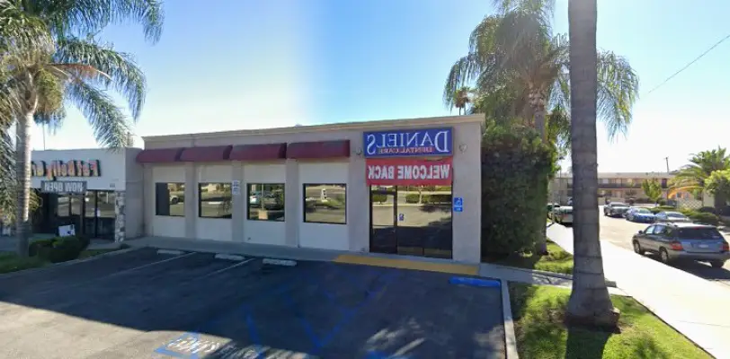 La Habra Daniels Dental Care
