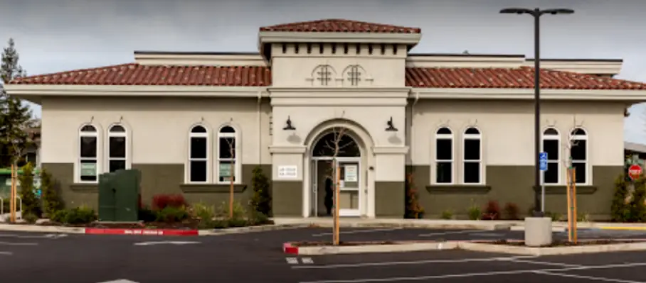  Lincoln Larson Orthodontics
