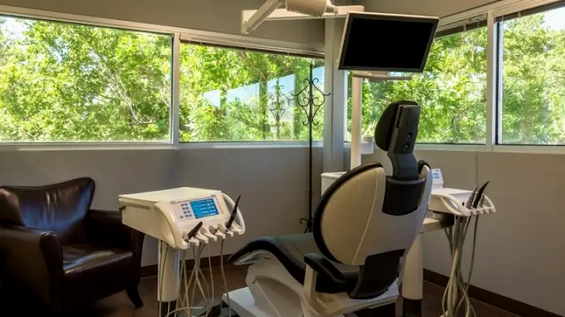 Albuquerque Parkway Dental: Michael D Haight, DDS