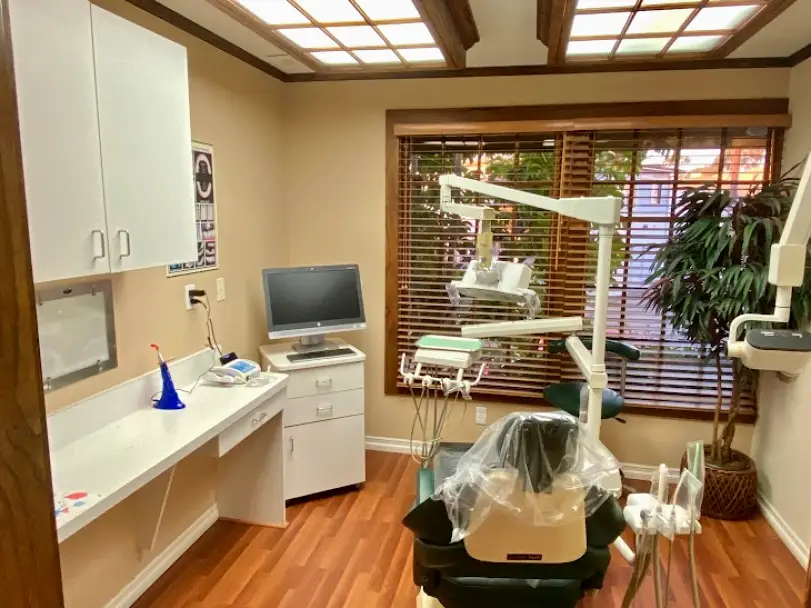 Laguna Beach Endodontics & Microsurgery