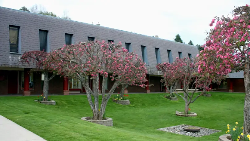 Pullman Steven F Larsen DDS