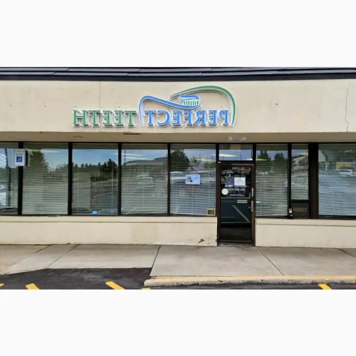 Lakewood Perfect Teeth Dental - Green Mountain