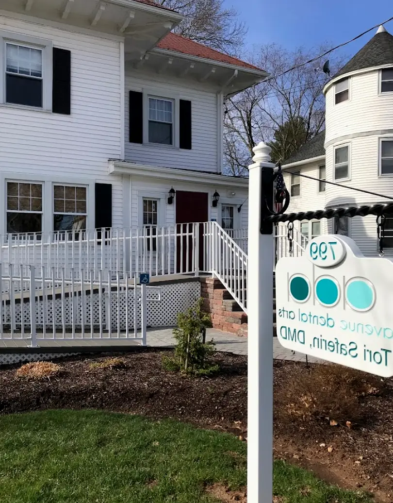 Avenue Dental Arts - West Hartford Dentist