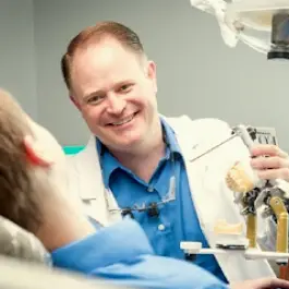  Spokane Max H. Molgard Jr, DDS, FACP