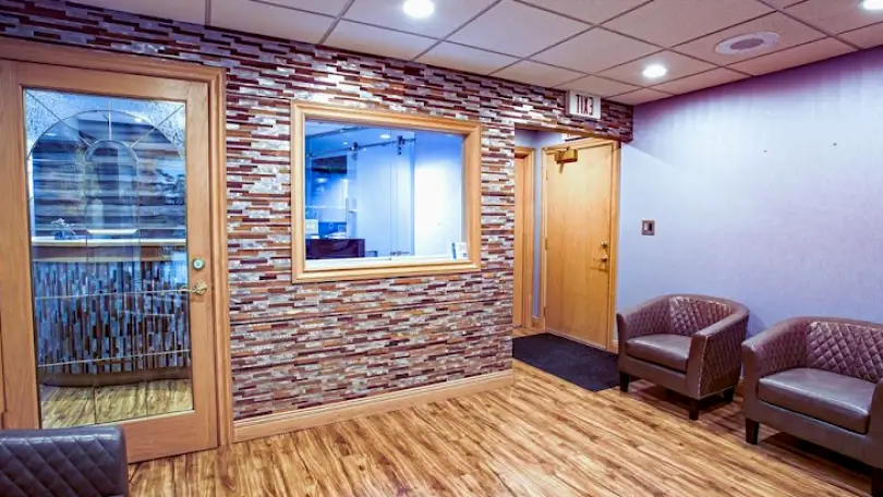 East Brunswick Summerhill Dental Excellence: Dr. Roger Lerner