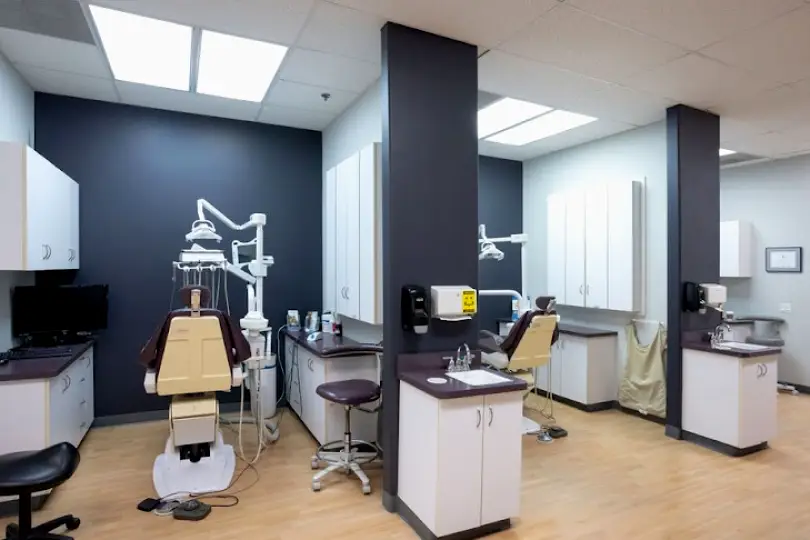  Orange Main Dental Care